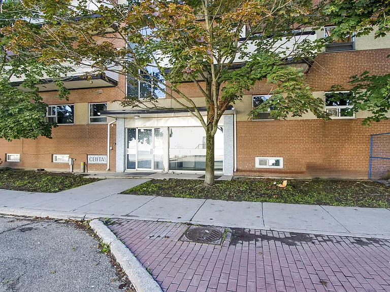 380 Frank St #7 — Photo 15
