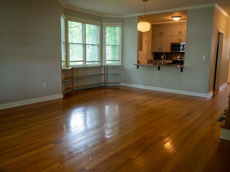 living room / dining room