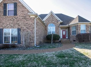 1525 Gray Fox Ln, Spring Hill, TN 37174