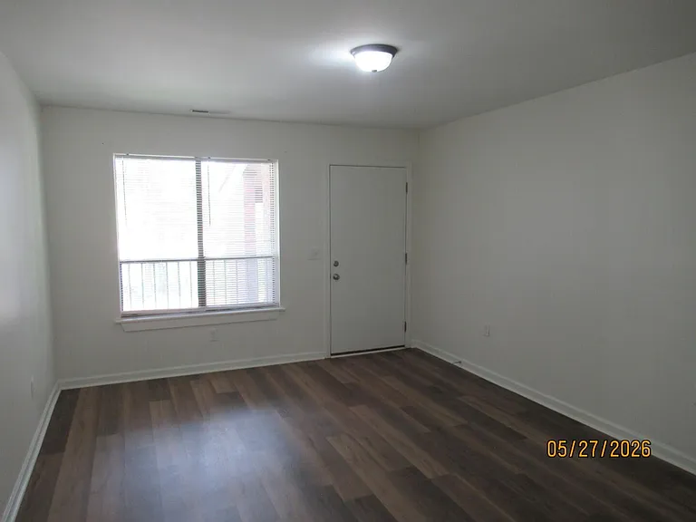 251 Rast St — Photo 7