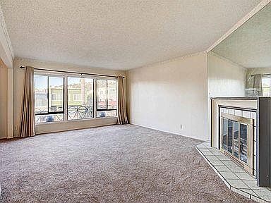 2nd image of 50 Valley St