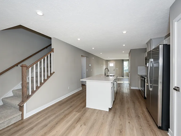 1838 Shank Dr — Photo 8