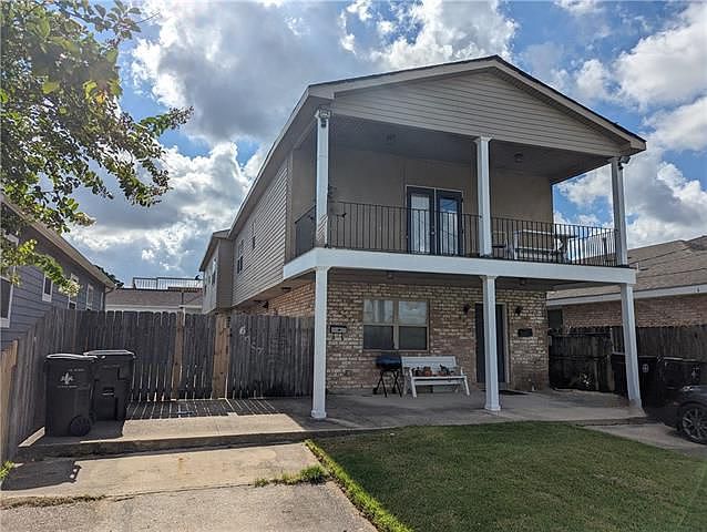 1st image of 6957 Bellaire Dr