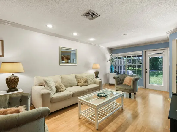 5266 Sapphire Valley, Boca Raton, FL 33486