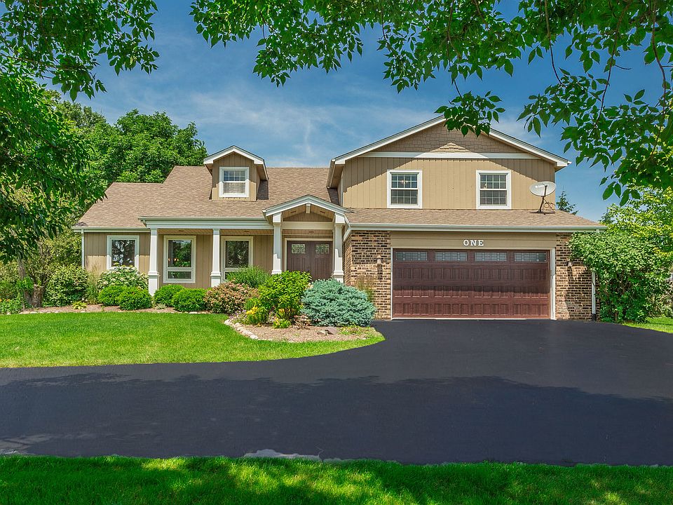1st image of 1 Bruce Cir N