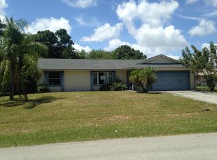 2392 SE Seamist St, Port Saint Lucie, FL 34952