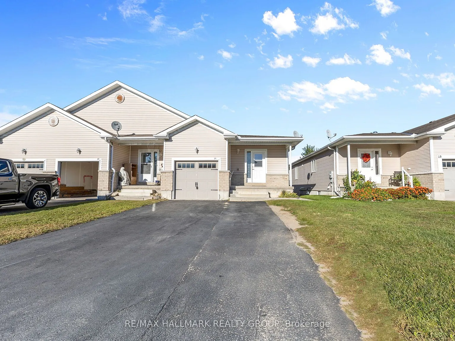 3 bed, $2,600 — Photo 3