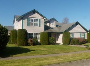 2351 Olympia Ln, Longview, WA 98632