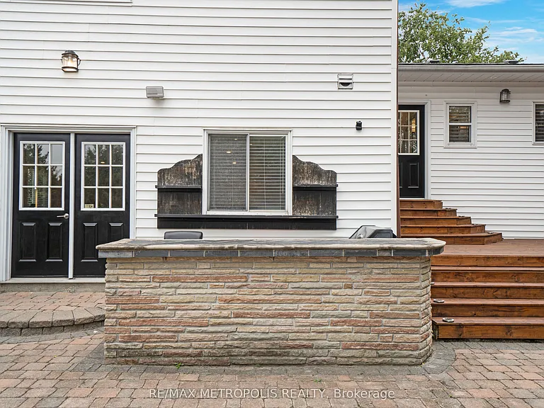 1872 Appleview Rd #MAIN — Photo 19
