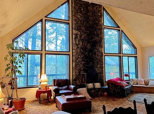 7344 N Applegate Rd, Grants Pass, OR 97527