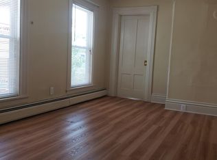 23 Union St APT 4, Concord, NH 03301