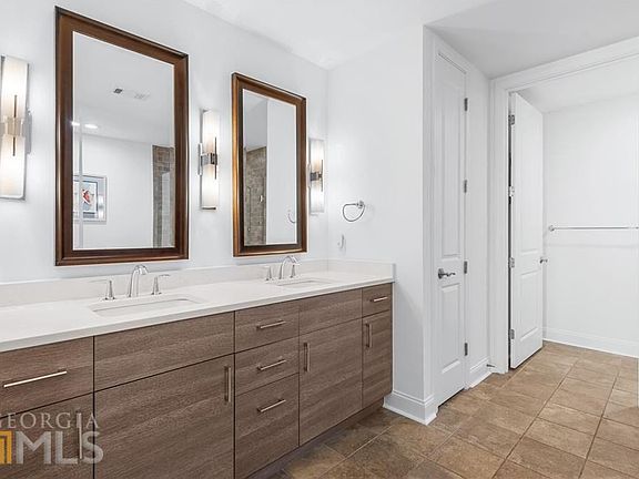 5th image of 270 17th St NW Unit 2204