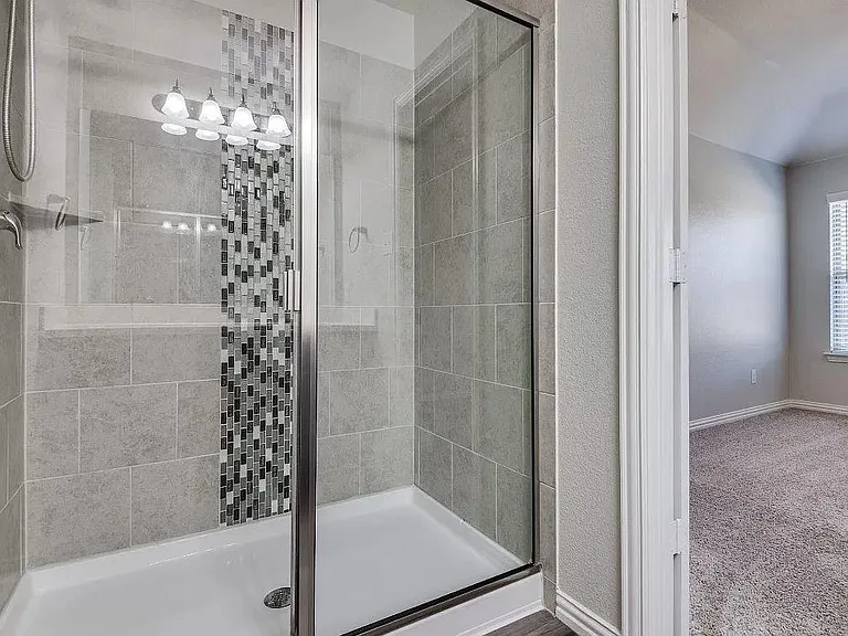 1333 Rembrandt Dr — Photo 3