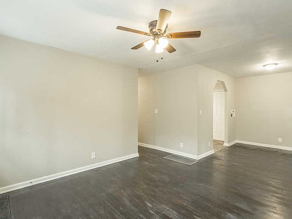 3rd image of 5522 Oleary St