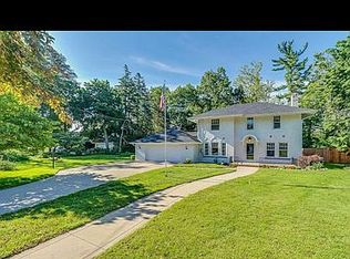 1617 Rainbow Bend Blvd, Elkhart, IN 46514