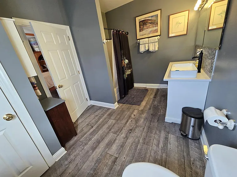8198 Francisco Rd — Photo 12