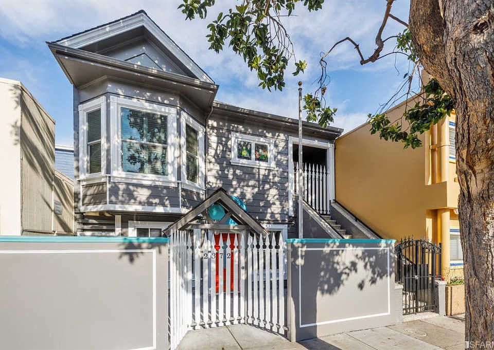 1st image of 2372 Lombard St