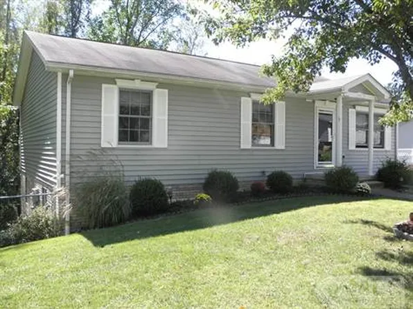219 Pine Ct, Wheeling, WV 26003