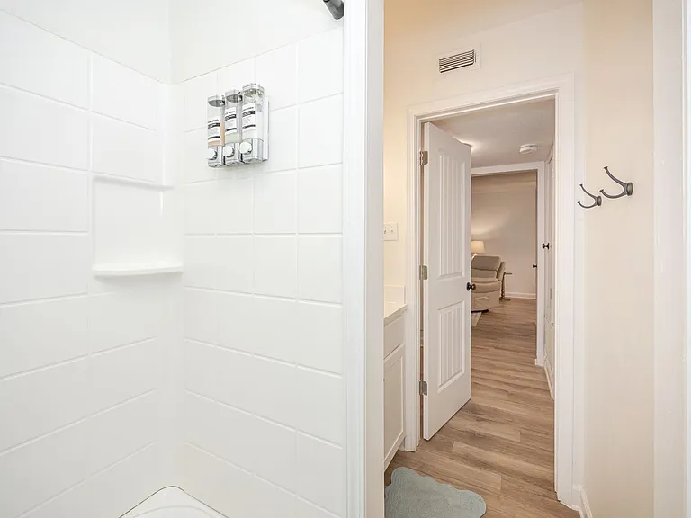 114 Ethel Cir #17 — Photo 36