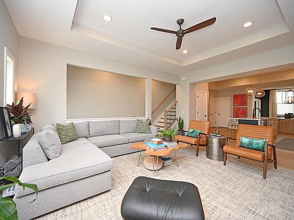 5th image of 2907 Romana Pl