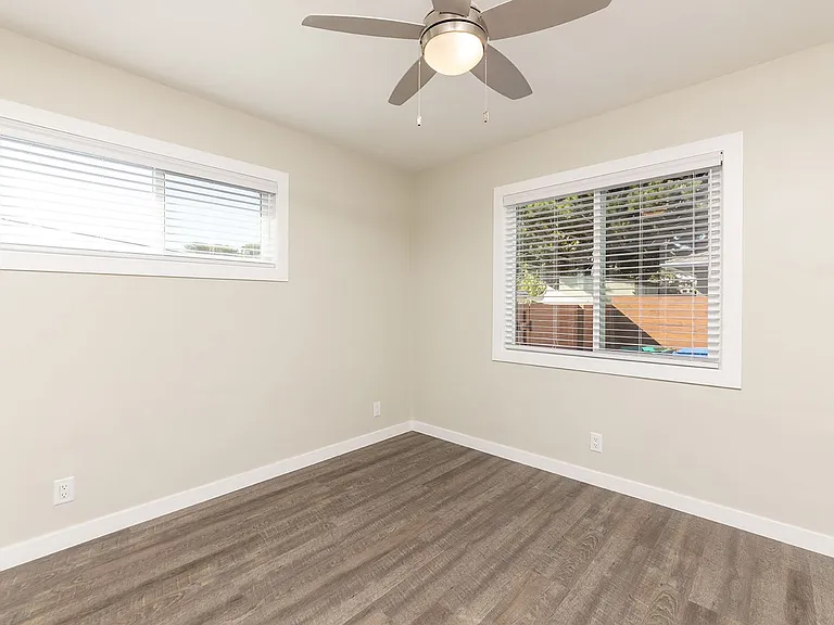 527 Garfield St #1 — Photo 16