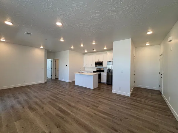 5801 S Garnet Dr, Saint George, UT