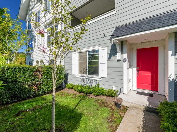 16678 25th Ave #56, Surrey, BC V3Z 0Z2