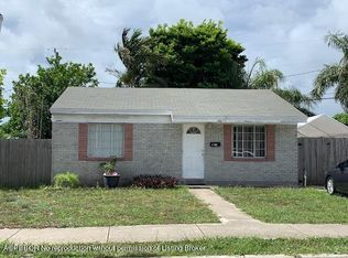 602 Monceaux Rd, West Palm Beach, FL 33405