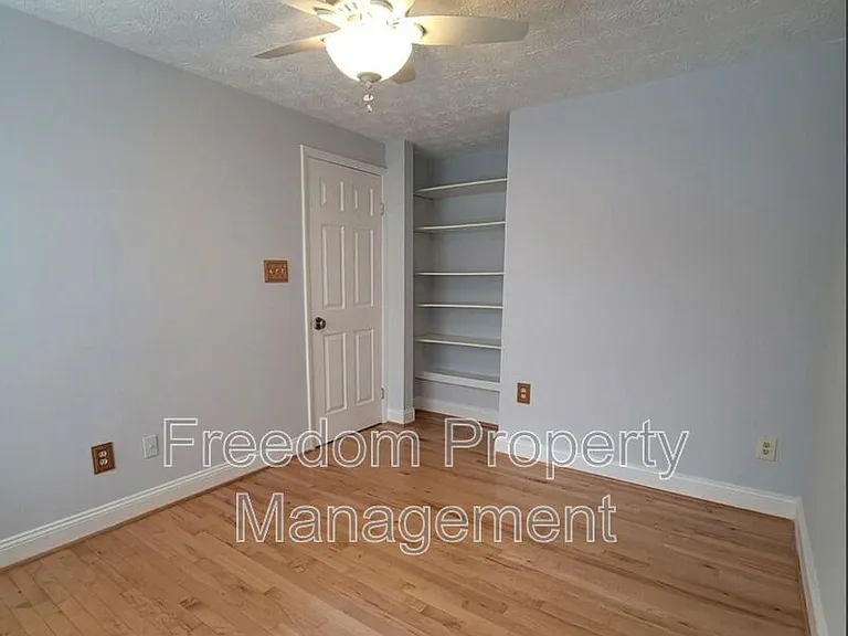 7974 Tyson Oaks Cir — Photo 25
