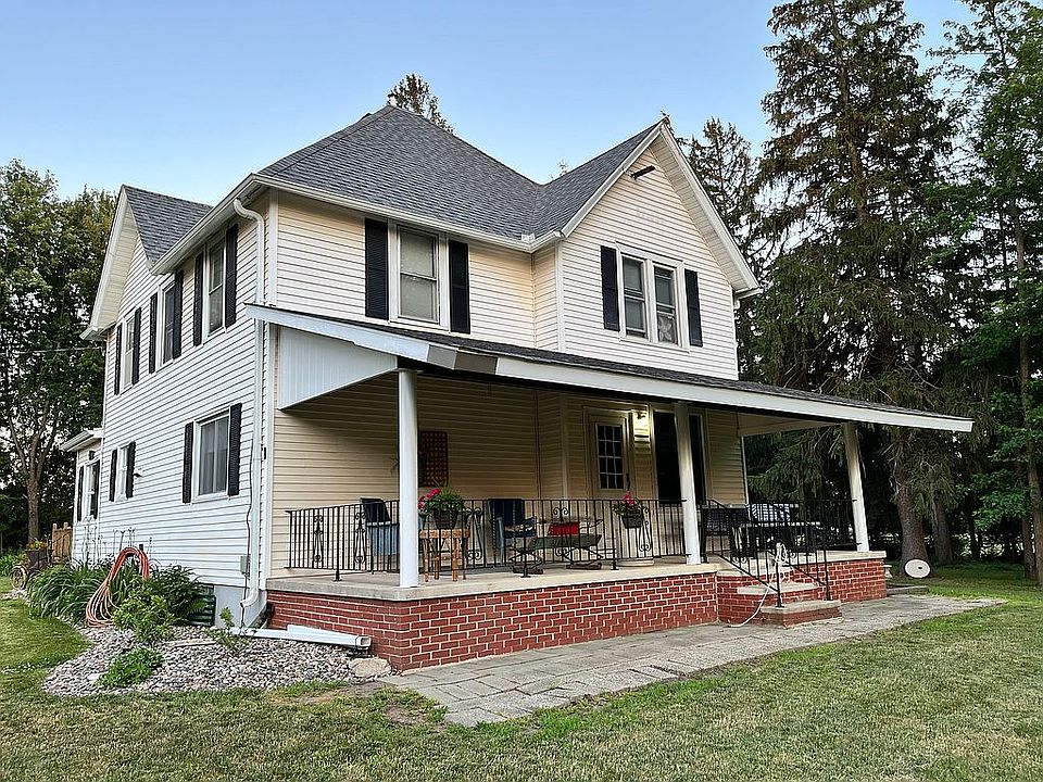 1st image of 2323 NE 34th Ave