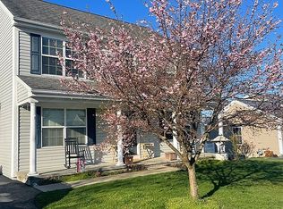 19 Autumn Blaze Way, Ephrata, PA 17522