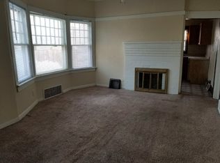 1525 W 2nd St, Waterloo, IA 50701