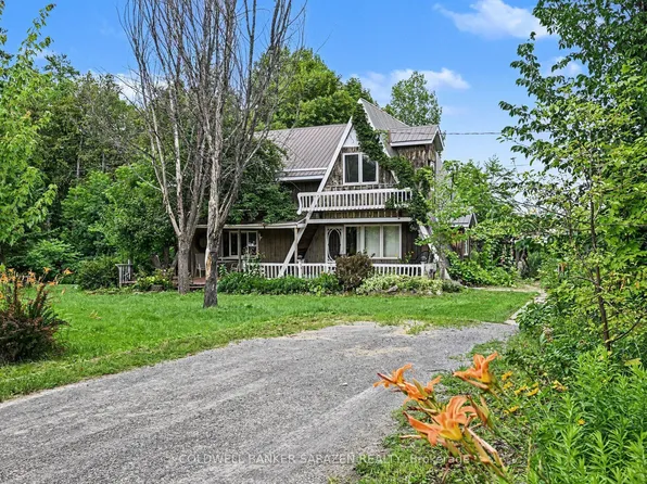 56 Lochwinnoch Rd, McNab/braeside, ON K0A 1G0
