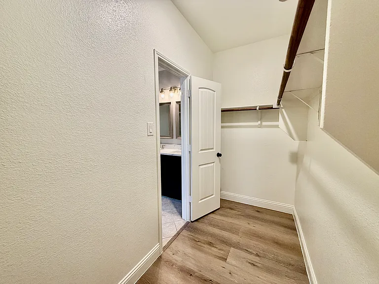 9220 Stewart St — Photo 16