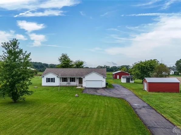 6880 Bard Rd, Tipp City, OH 45371
