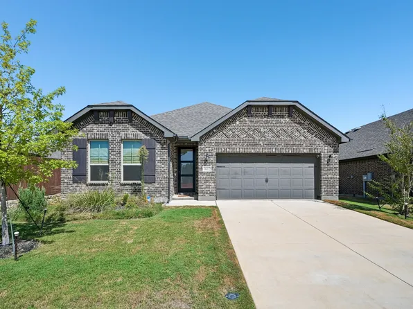 1612 Elle Ln, Aubrey, TX 76227