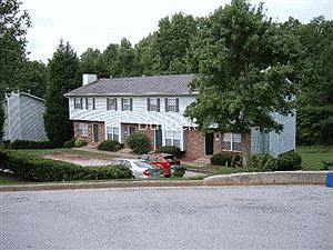 1st image of 2936 Spruce Cir