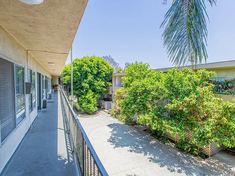 Langdon apts — Photo 12