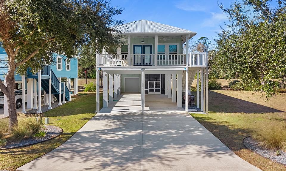 1st image of 1213 Rivers Bend Xing NE