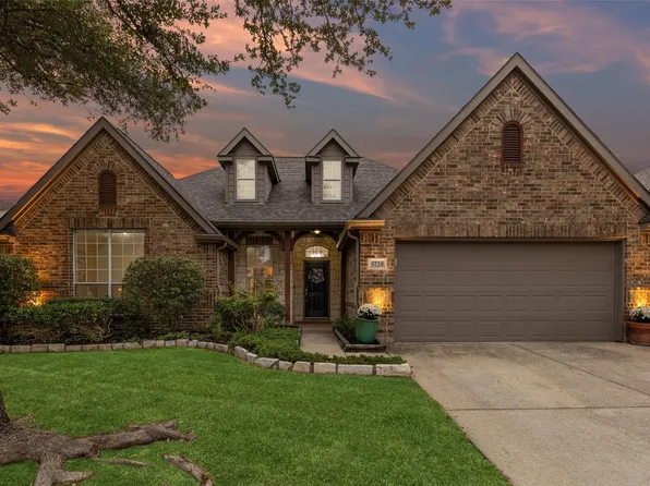5728 Sugar Maple Dr, Fort Worth, TX 76244