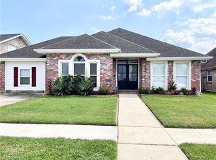 4508 Colony Dr, Meraux, LA 70075