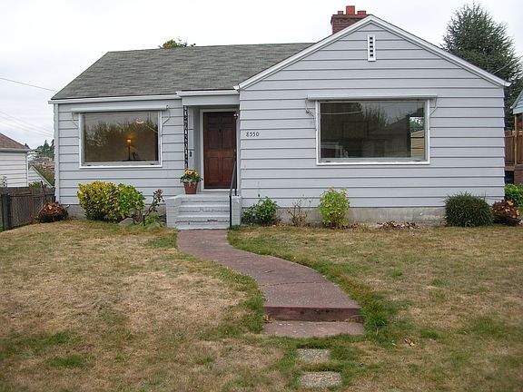 1942 North Beach Charmer