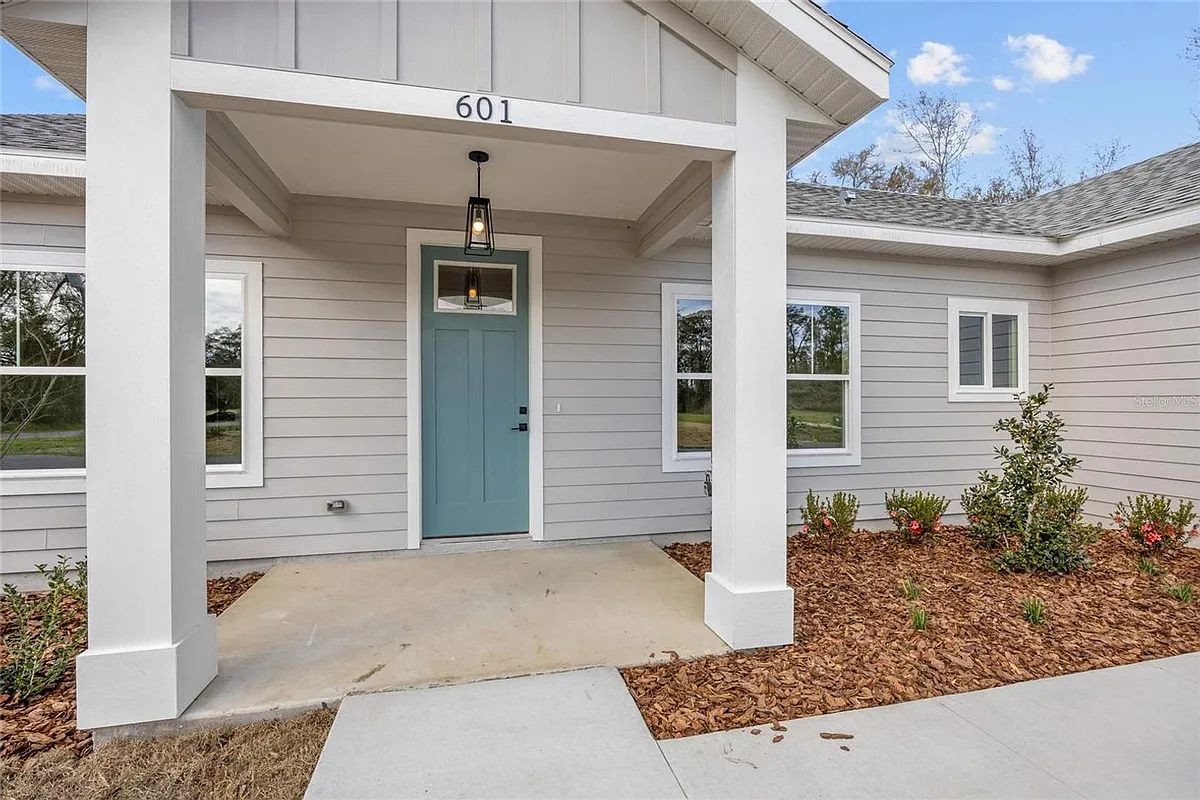 Building Photo - 601 Fisher Dr