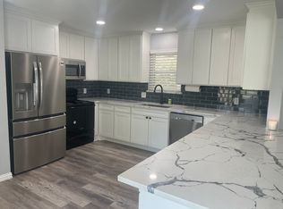 261 Timberlake Dr, Azle, TX 76020