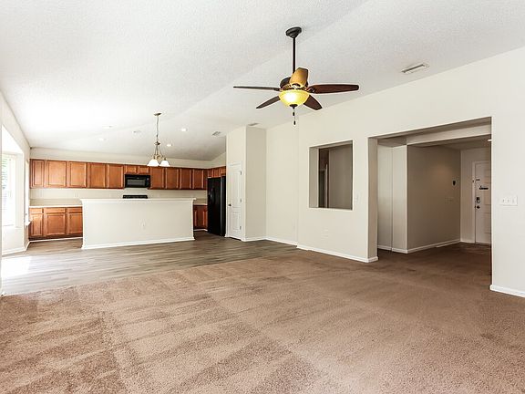 3rd image of 11390 Emma Oaks Ln