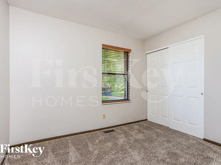 2 Forest Glade Ct — Photo 11