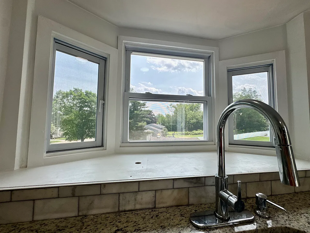 Building Photo - 243 Park Ln #2