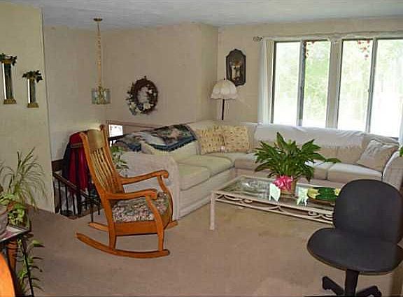 3rd image of 96 Ponderosa Dr