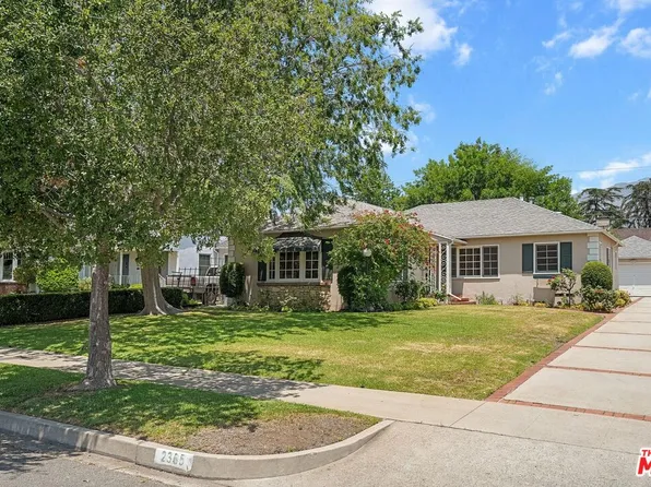 2365 Las Lunas St, Pasadena, CA 91107