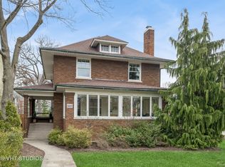 885 Vernon Ave, Glencoe, IL 60022